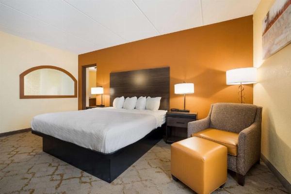 Best Western Grand Victorian Inn image 21